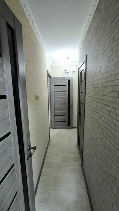 Продаётся 2-комнатная квартира с ремонтом на КАЛДАЯКОВА - ВЕНЕЦИЯ.