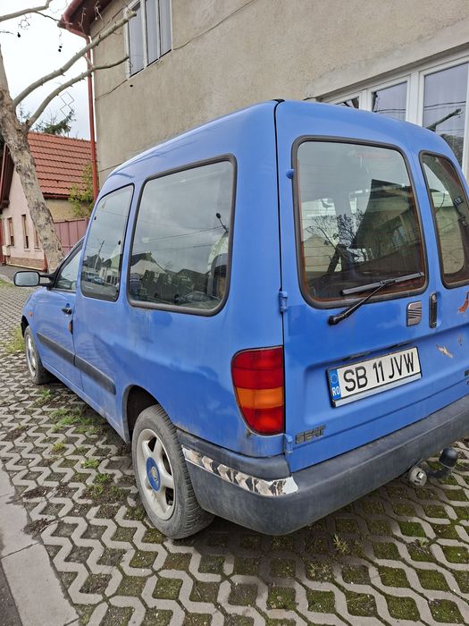 Auto Seat Ynca  fără  verificare și asigurare.