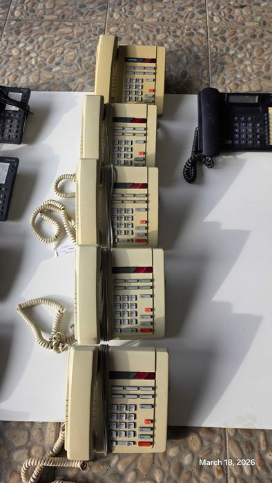 Vand 35 telefoane fixe Siemens