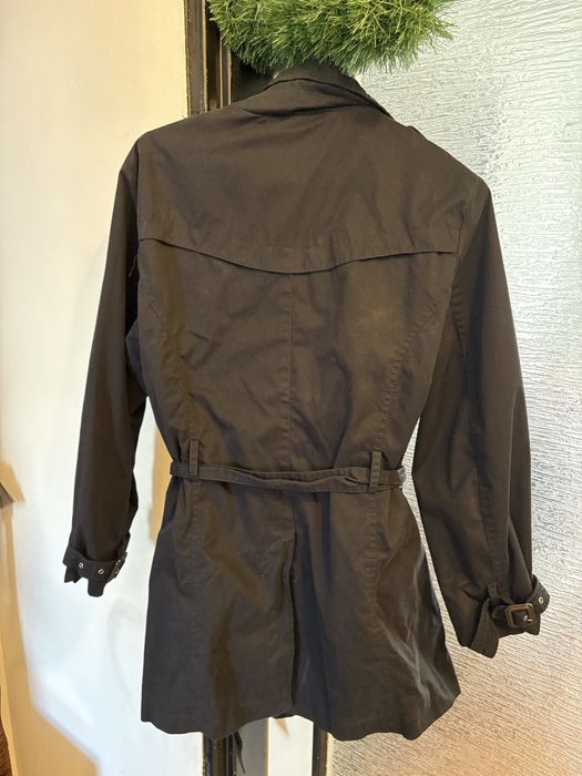 Пролетно яке тип тренчкоут