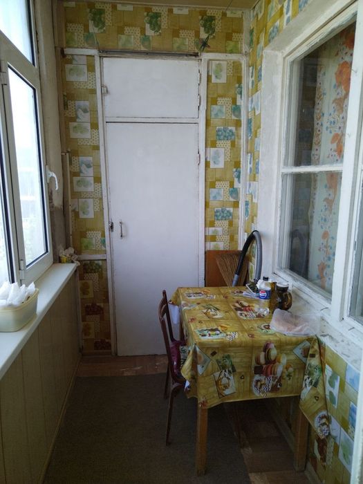 Kvartira sotiladi 3 Xona 3-qavat