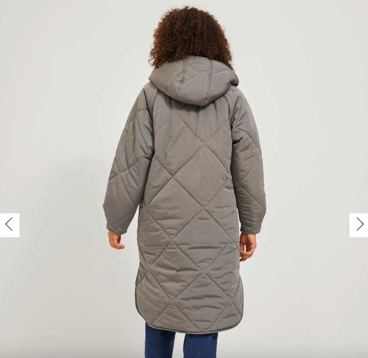 Ново дамско ватирано яке JJXX, размер L