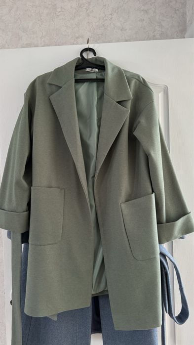 Продам пальто-накидка