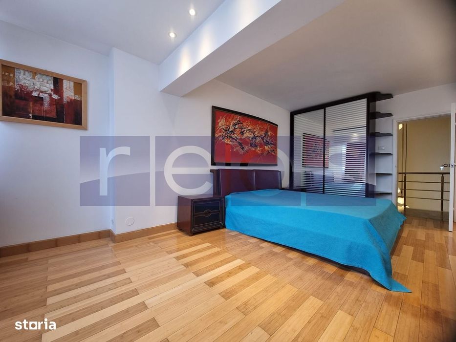 Vanzare- 3 Camere-Penthouse -Unirii