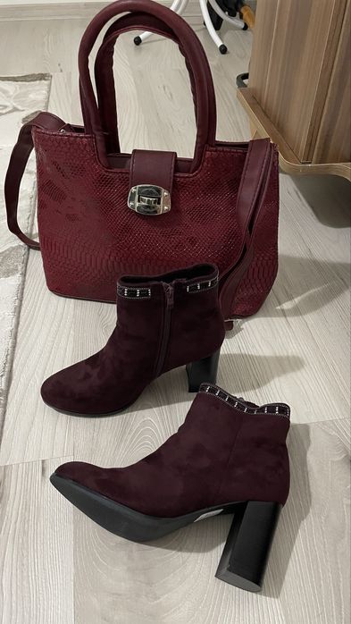 Боти и чанта