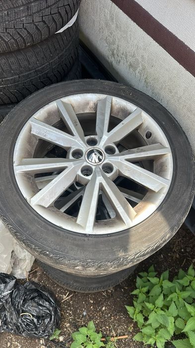 Jante Skoda Fabia 3  5x100 R16 215 45 R16 Vara