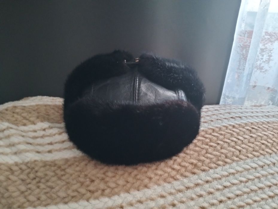 Продам шапку норковую