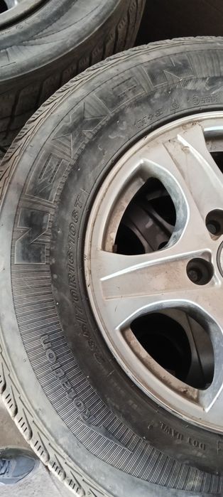 Продам диски с резиной 5 *130