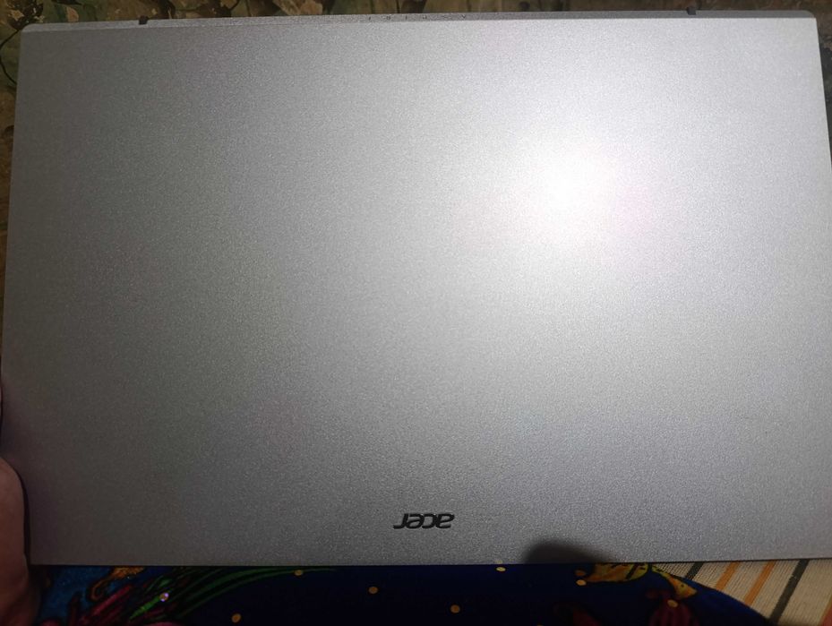 Noutbuk Acer sotiladi