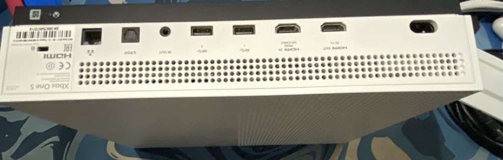 Обменяю xbox one s