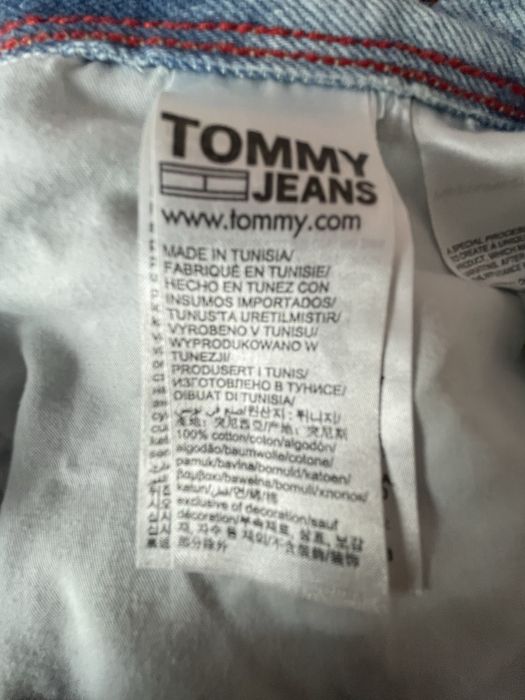 Tommy Hilfiger Relaxed Fit W36