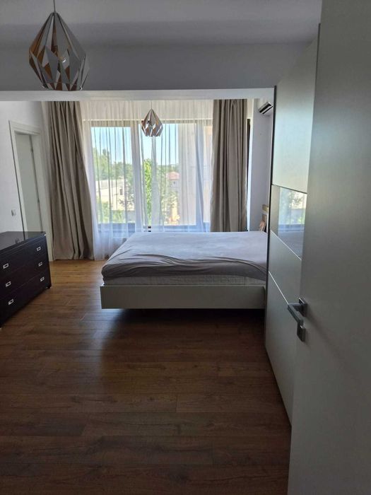 Apartament 3 camere, strada Somesul Rece 115, zona Baneasa