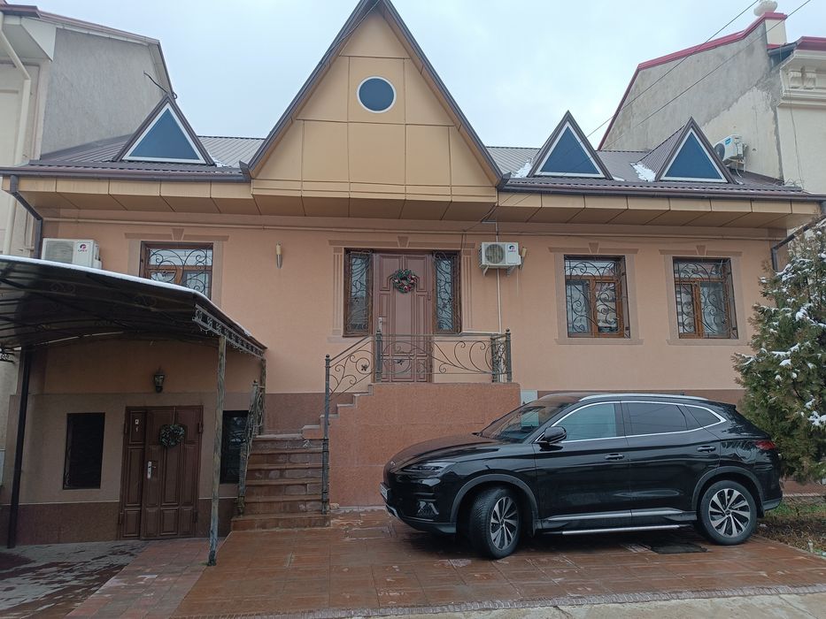 Никитинада ҳовли-жой сотилади