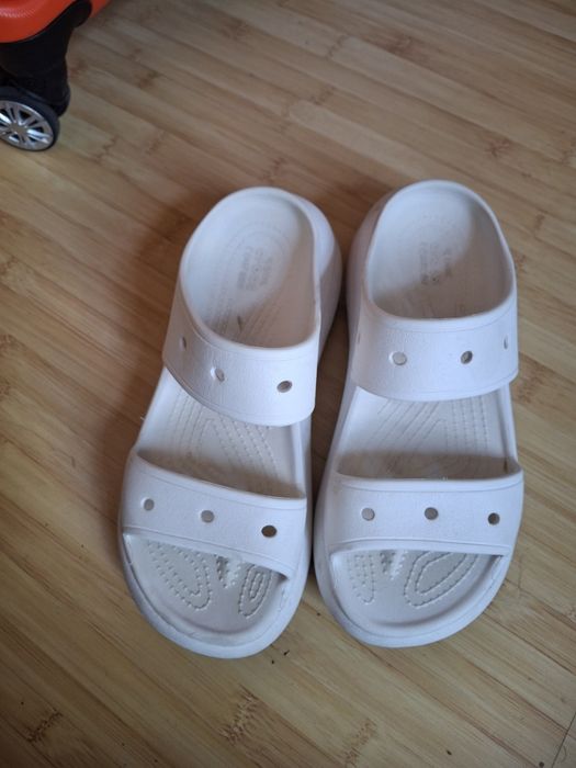 PAPUCI Crocs 37 albi