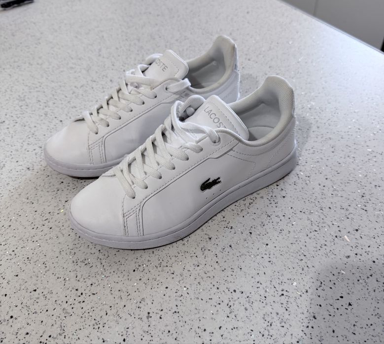 Adidasi Lacoste copii Nr 34,5 ( 22,5 cm) ca Noi Pret : 99 lei