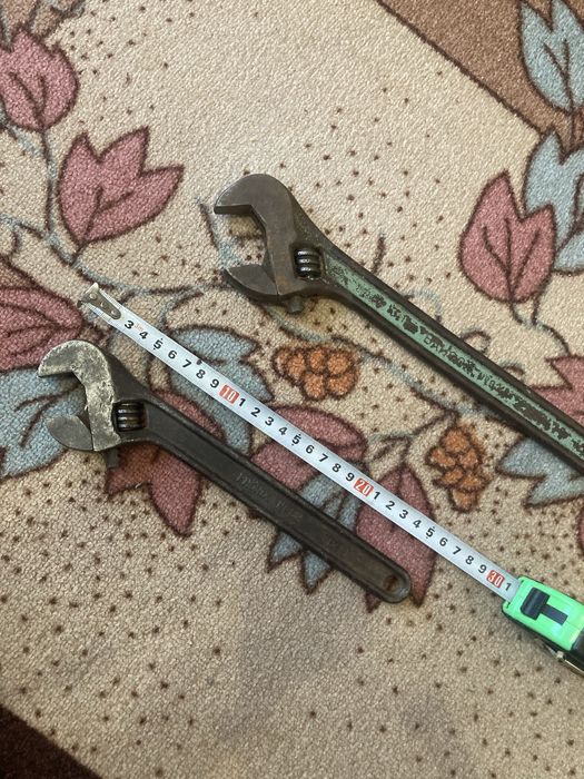 Френски ключ ………………………………….