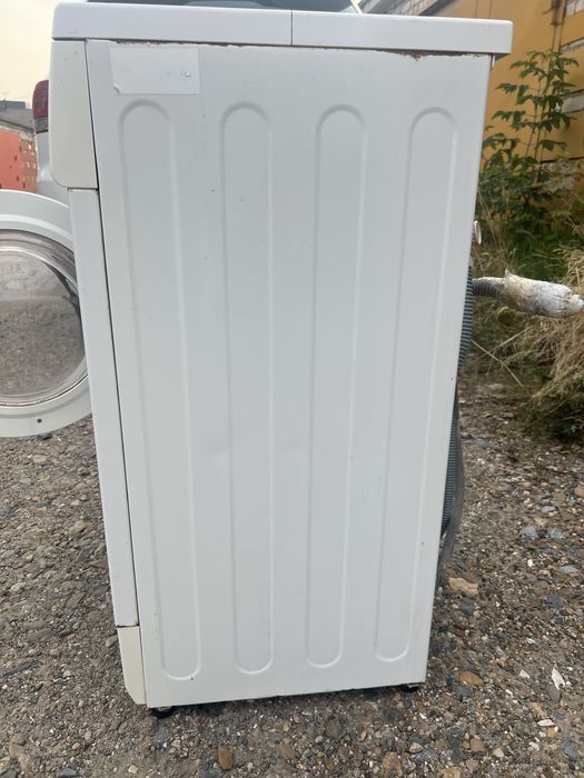 Продам стиральную машинку LG