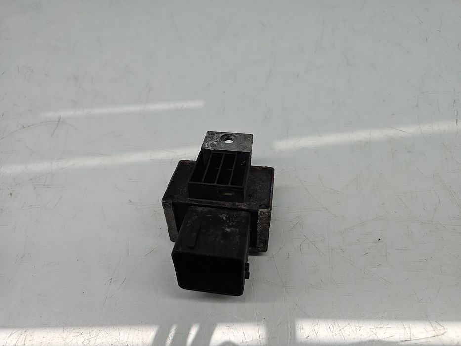 Releu Renault Clio 4 (B98) Hatchback [Fabr 2012-2020] 110678071R