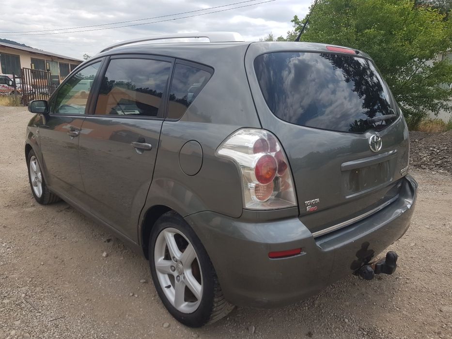 На части!!! Toyota Corolla Verso 2.2 D-cat 177 hp Тойота Корола Версо