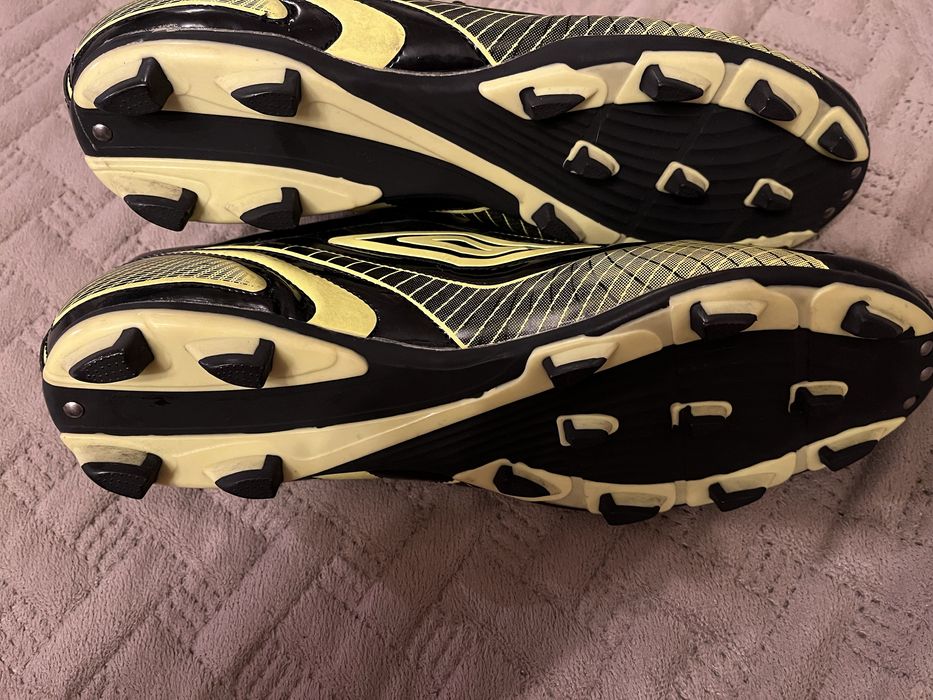 Обувь для футбола