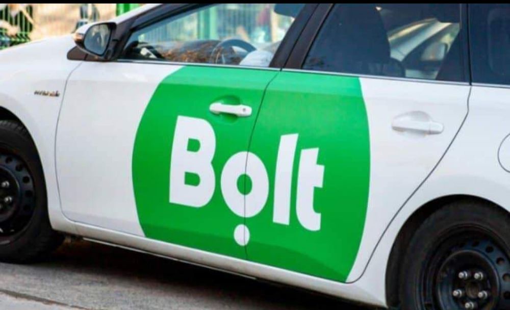 Închiriez mașină pentru Bolt/Uber comision Flotă 10 % din NET