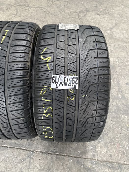 295/35/19 Pirelli