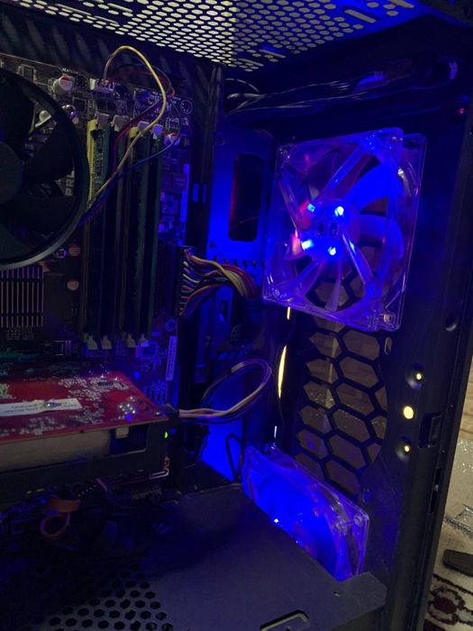 Компьютер среднее игровой