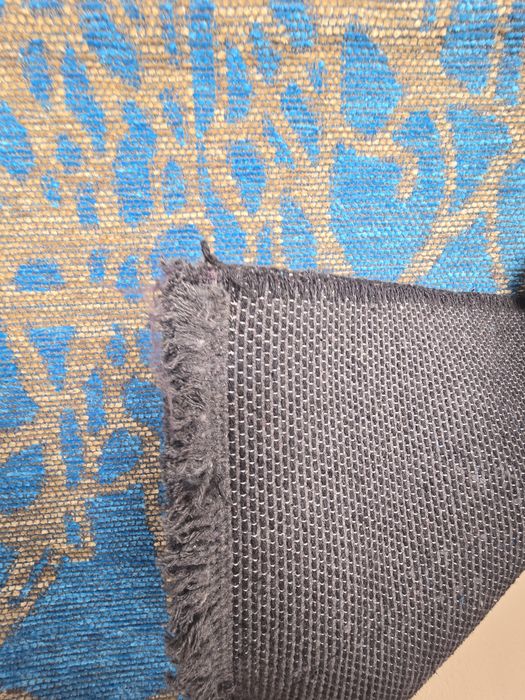 Чисто нови килими