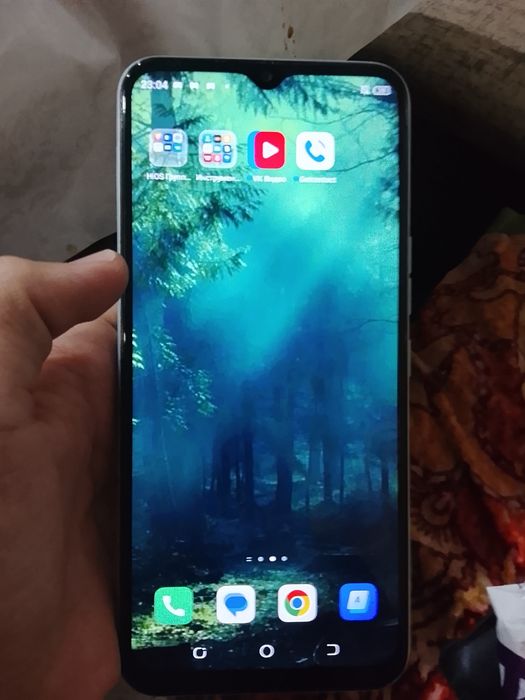 Tecno Spark 8C продам