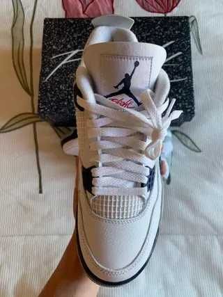 Jordan 4 Retro Midnight Navy EU.40