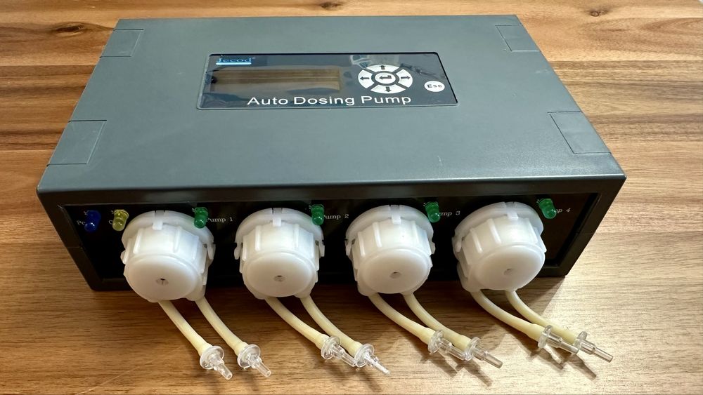 JEBAO-JECOD DP-4 дозираща помпа за аквариум