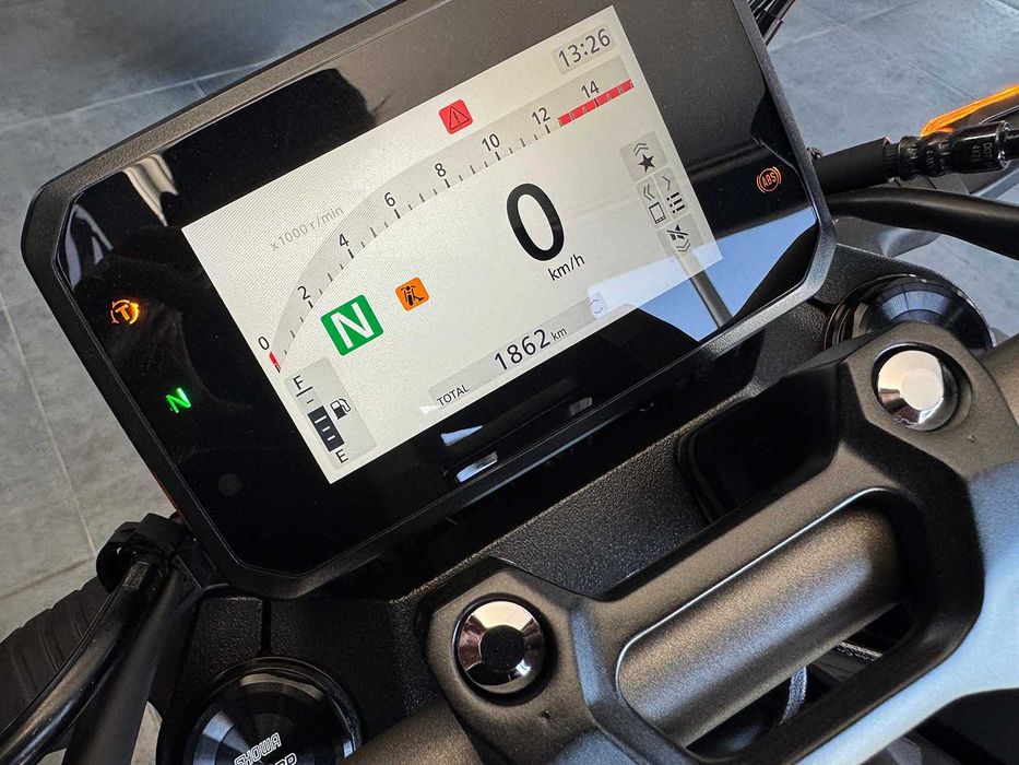 Motocicleta Honda CB650R second 2025