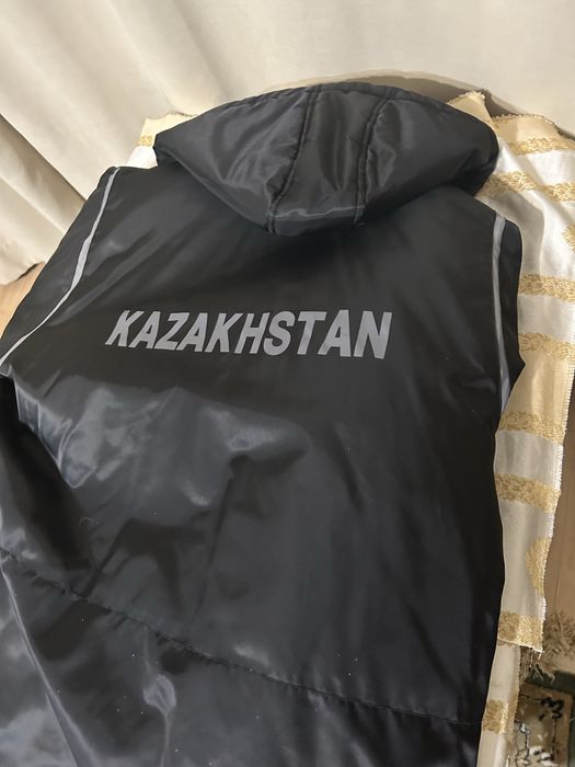 Куртка мужская L