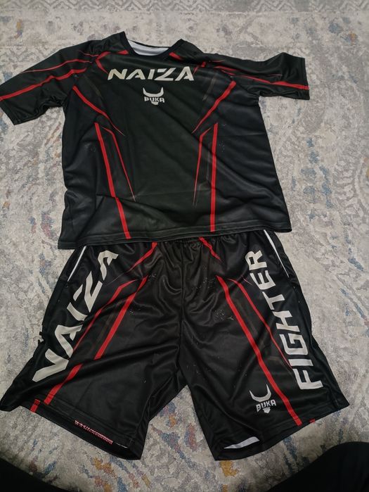 Продаю новый рашгард NAIZA