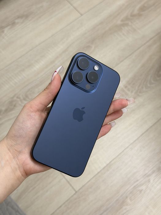 Iphone 15 pro 1тб синий