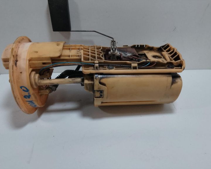 Pompa combustibil 1K0919050D Skoda Octavia a 2-a generatie seria