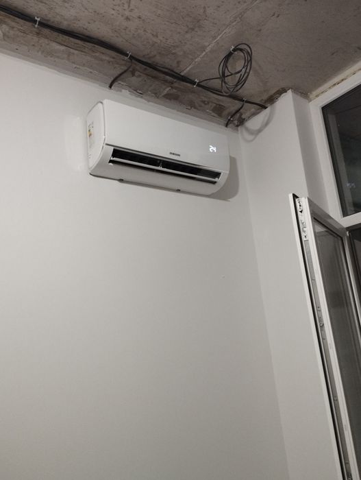 Установка кондиционера,
