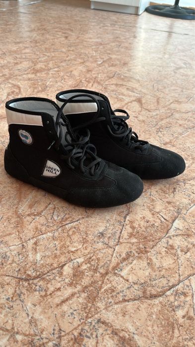 Продам борцовки боксерки