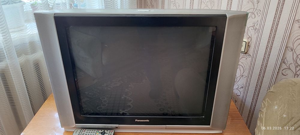 Продам телевизор Панасоник d-70