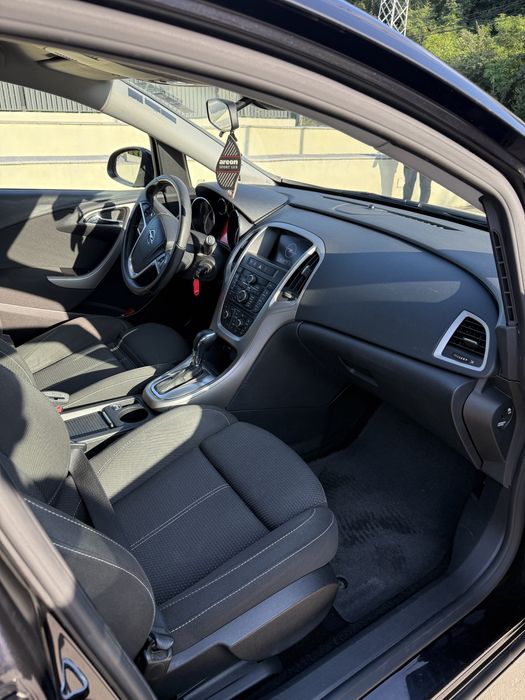 vand opel astra j  D 2.0 165  cp