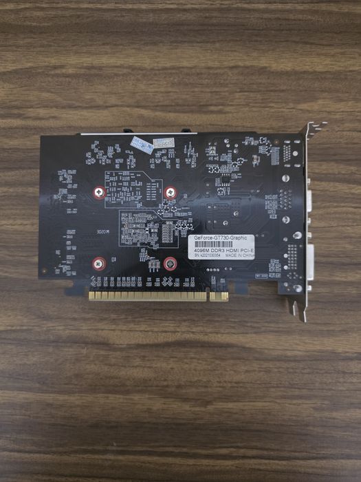 Видеокарта GT 730 4gb 7шт.