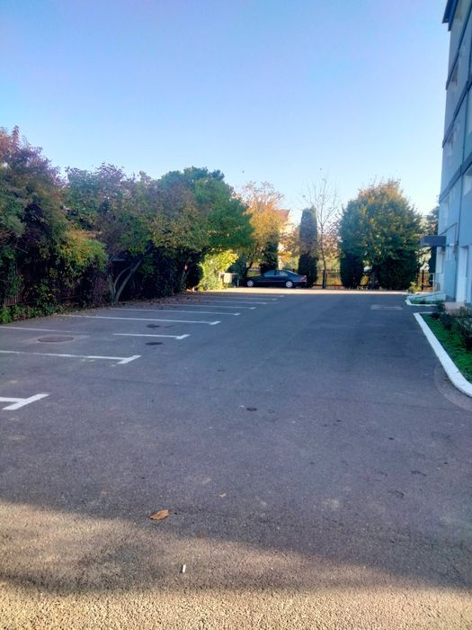 Spatiu de inchiriat pe termen lung, 560 mp , bun pt clinica, show room