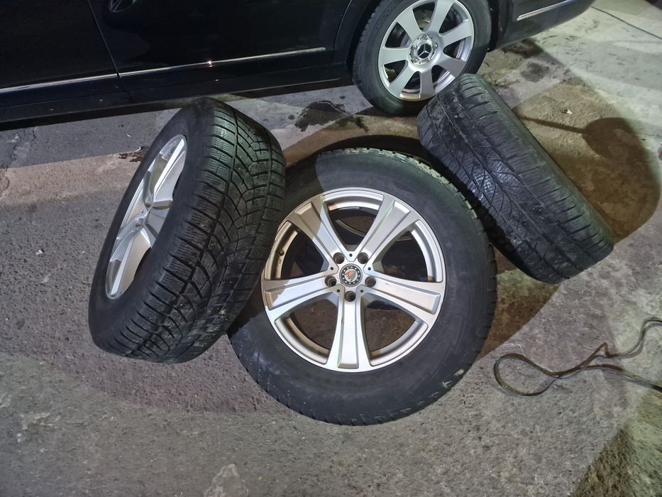 Roti complete 235/65 R17 iarna land rover freelander 2