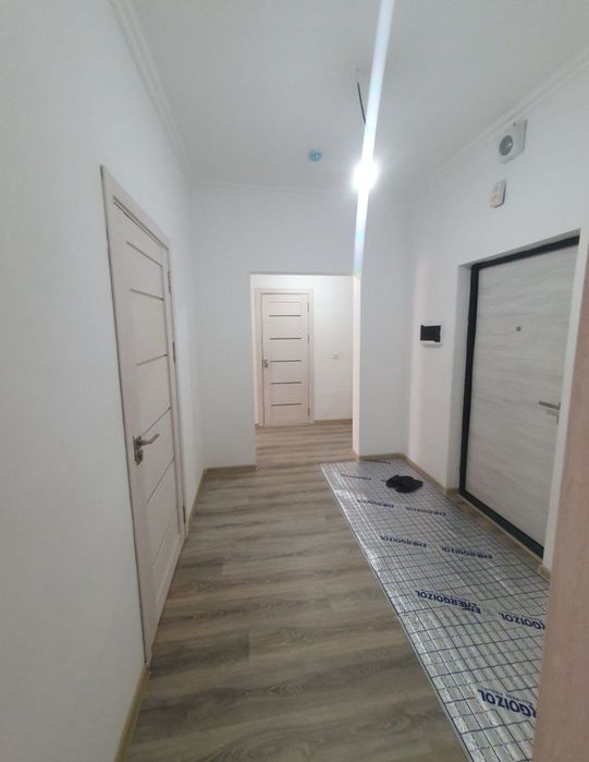 Sergeli yangi darhon 2/10/16 srochna sotiladi