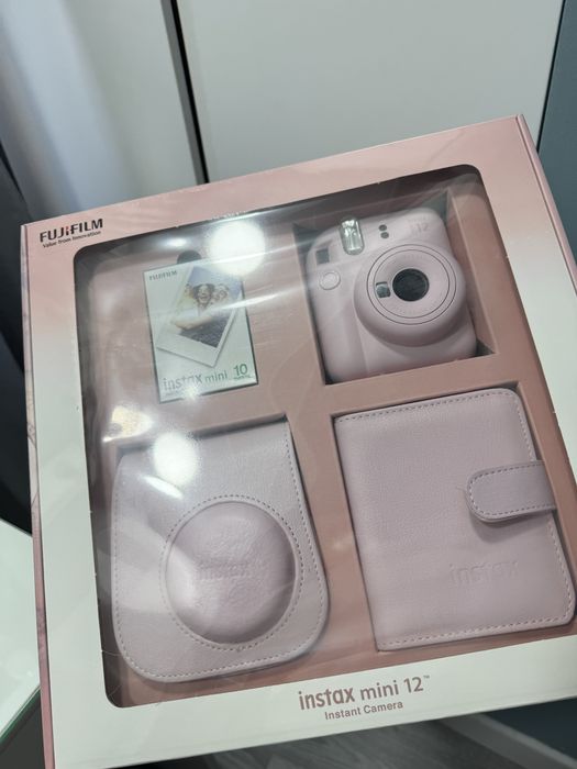 Instax mini 12 (оригинал )