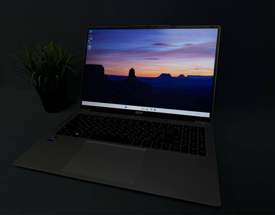 Ноутбук acer aspier lite 16