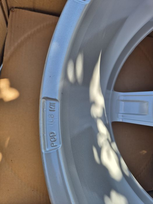 Джанти Dezent 16 цола , 5х108 , 7j , et37 , Ford Volvo