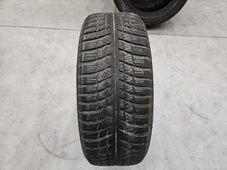 Anvelopa IARNA 205.55.16 'Bridgestone Blizzak lm001'