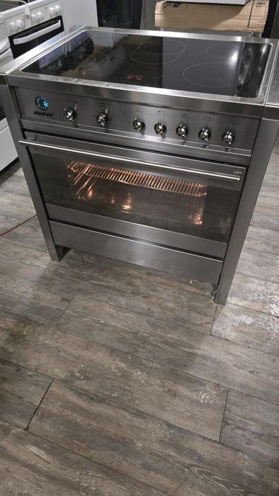 Професионална печка Sneg 90см