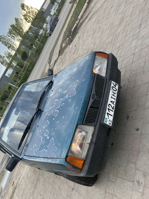 Продам машину ваз 2109